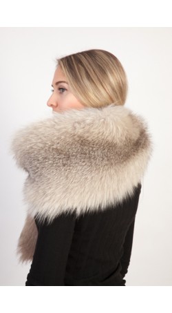 Grey sapphire fox fur scarf-collar